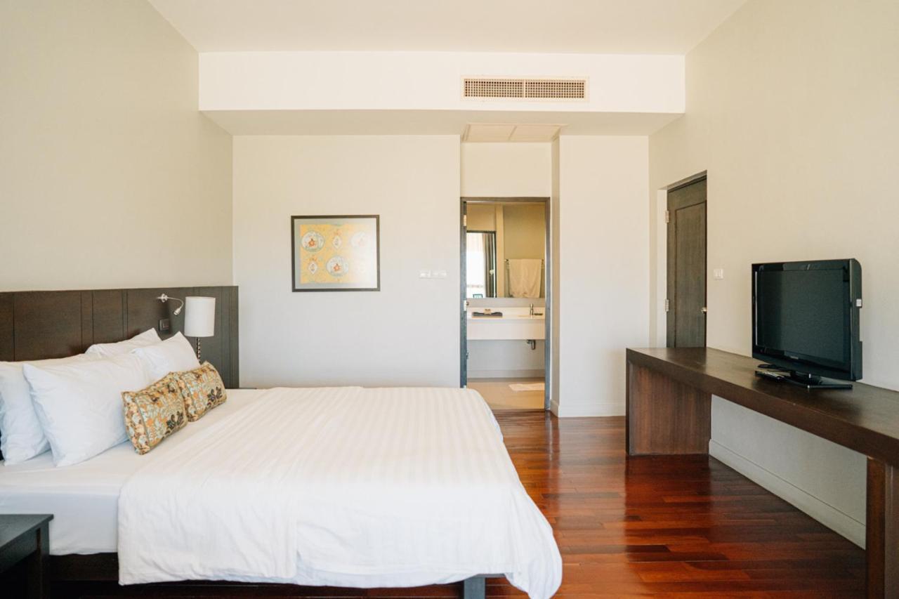 Inpawa Hotel Ban Phai Exterior photo